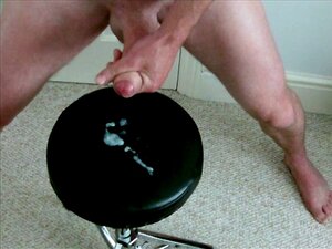 Acht Solo-Cumshots