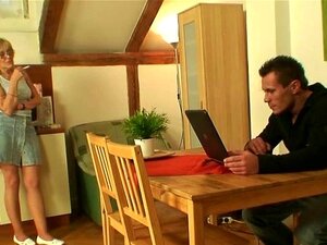 Ehemann fickt seine Frau und Mutter