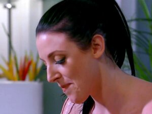 NuruMassage Angela White entflammt mit einem alten Freund mit