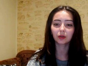 Webcam-MILF mit Muttermilch lebt hardcore beim Masturbieren