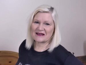 Blonde GILF gegen BBC