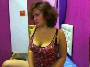 Meine Mutter zeigt rote Shorts, meine Freunde Webcam